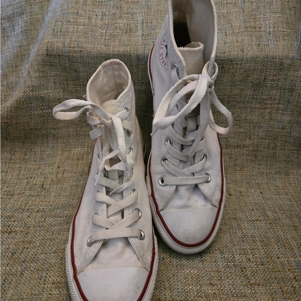 Converse Chuck Taylor All Star High Top Sneaker US Women’s Size 7 White - Picture 8 of 12